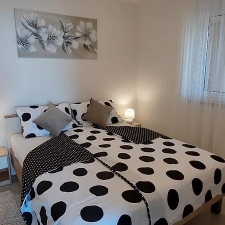 Sara Apartment Lovran